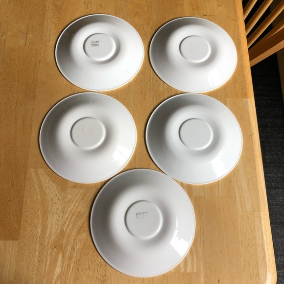 Corelle Spring Blossom. Set of 5 Saucers - Picture 5 of 5